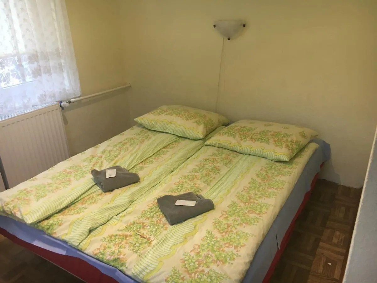 Gosciniec Graf Apartment Karpacz Homestay